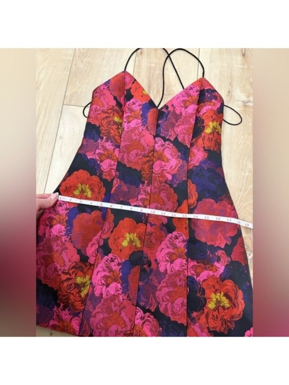 Alice + Olivia Tayla floral-print jacquard mini dress. - Picture 14 of 15